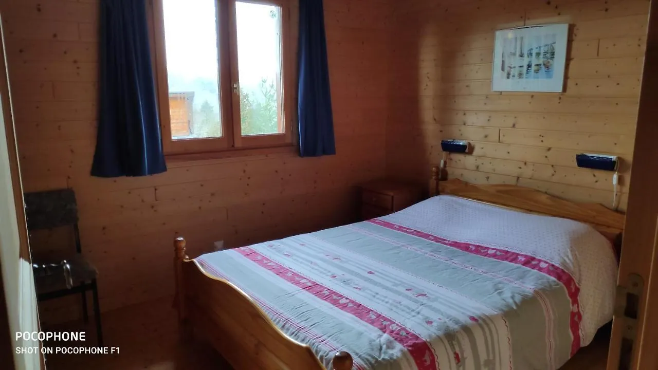 Chalet Vue Sur Lac Beaulieu  Beaulieu (Cantal)