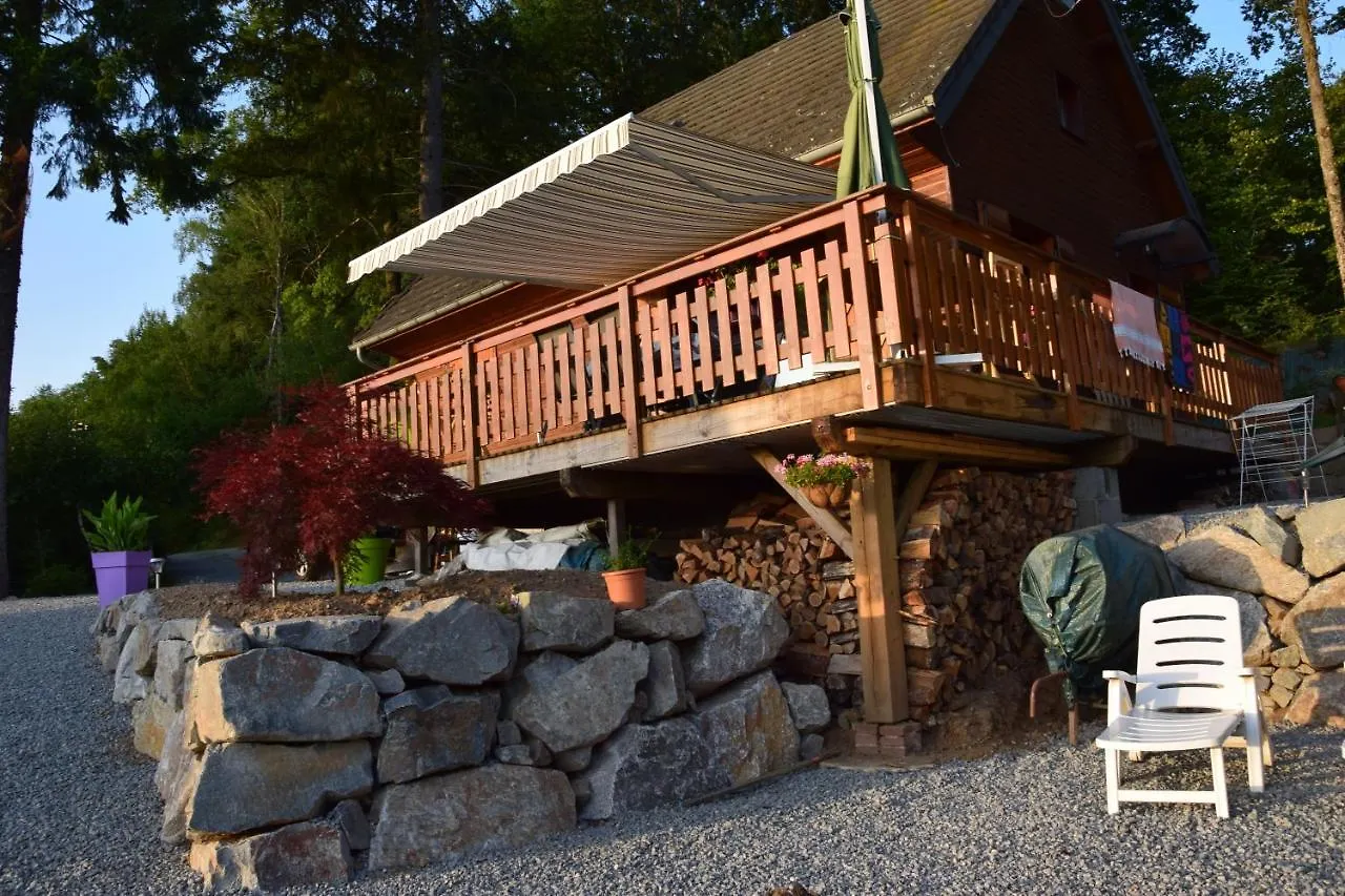 Chalet Vue Sur Lac Beaulieu  0*, Beaulieu (Cantal) France